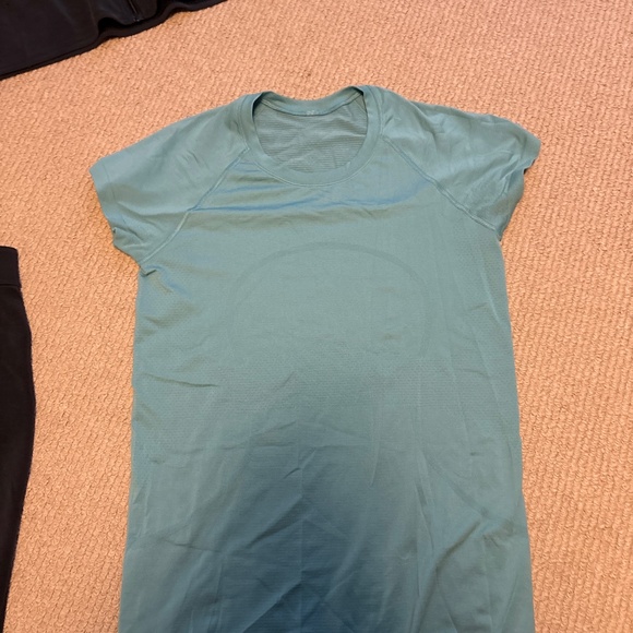 Lululemon swiftly t-shirt - Picture 1 of 1